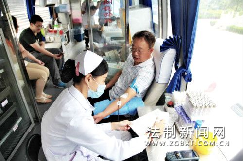 ɽ���ʳǷ�Ժ����������֯��ӭ��һ��������Ѫ