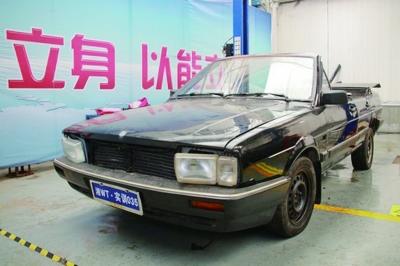  ���ϵ�ɣ����2000��