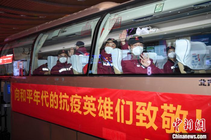 ��Ա�ǵ������š����ƽ����Ŀ���Ӣ�����¾����Ĵ�ͳ�������� ��