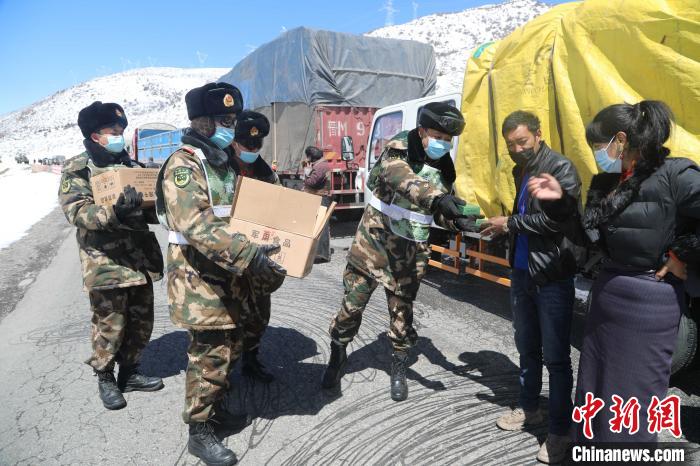 ͼΪ��Ԯ�ٱ�Ϊ����˾����Ա����ʳ�����Ρ ��