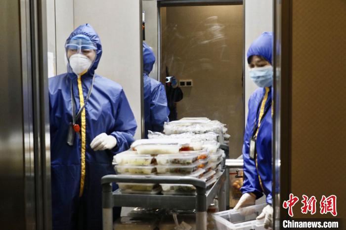 �Ӵ������ÿ��ڼ䣬�Ƶ깤����ԱΪ������Ա�ͷ���(����ͼ) Ǯ���� ��