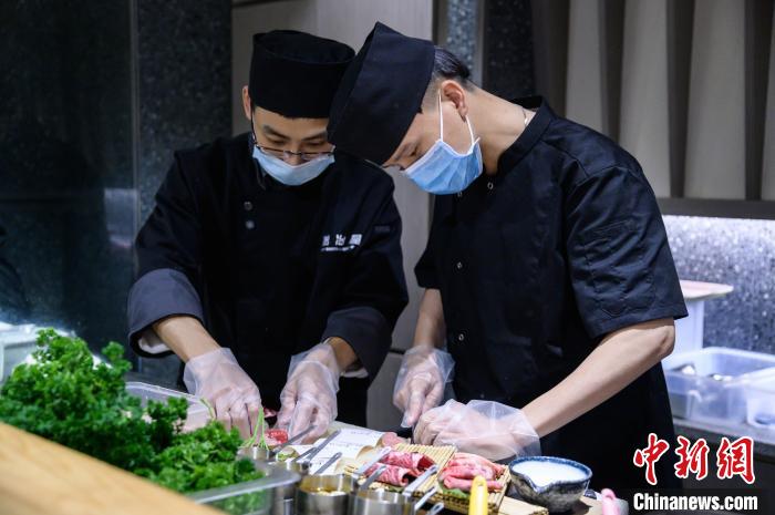 ��ұ����ʽ������Ա�����ڴ���ʳ�ġ��������� ��