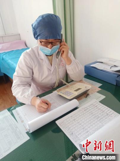 ��������ڼ䣬��ͥҽ��ÿ�춼��������绰��ѯ�����ǵ������������ ��