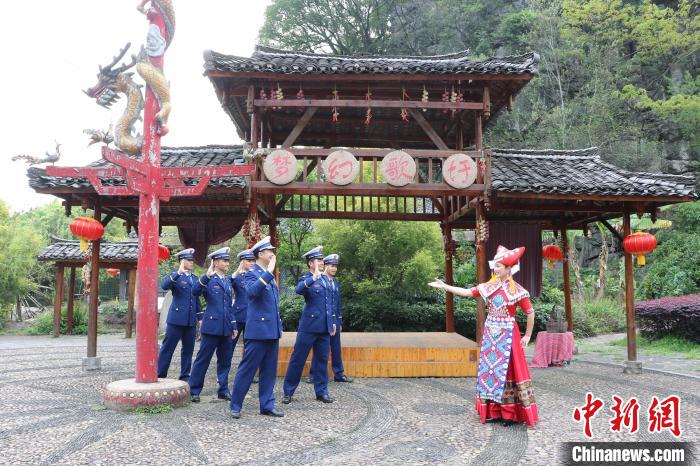 ����ɽ��Գ����������� ��