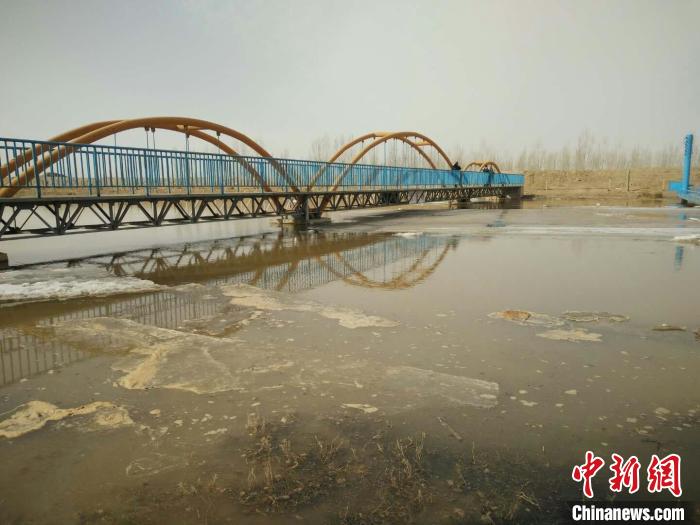 ͼΪ�����غ�Ӧ����̬��ˮ�ֳ��������� ��