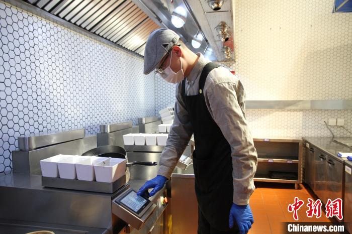 ɽ������һ���ǻ۲������������ܳ��˻�����������������Աֻ��������������˻��������������������ұ�ɳ��͡������� ��