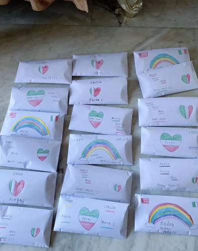  ÿ���ŷ��ڶ�������һ�ݰ���(��ŷ��ʱ�����������΢�Ź��ںš���⡱ͼ)