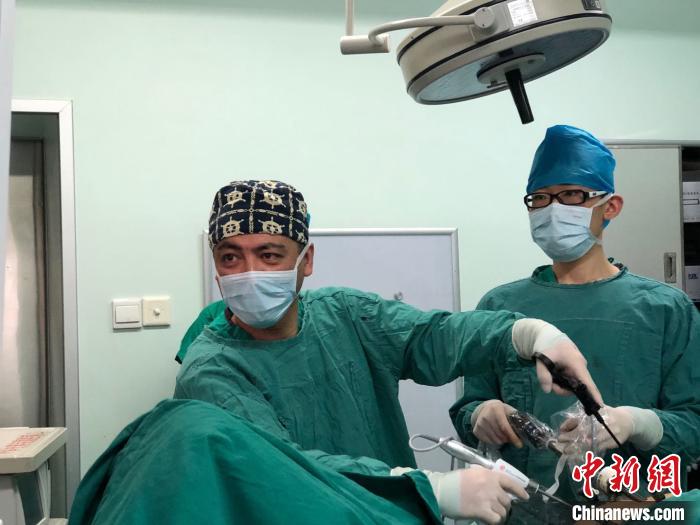 �Ϻ�ר��Ϊ��λ��Σ���߷ֱ�ʵʩ��3��΢����ǻ�������������Ϻ���Ժ��ͼ