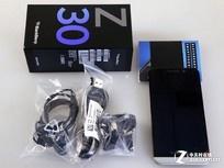 5Ӣ��+2GB RAM �����콢��ݮZ30�Ƚ�3K 