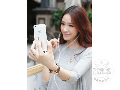 �۸����� ƻ��iPhone5������2200Ԫ 