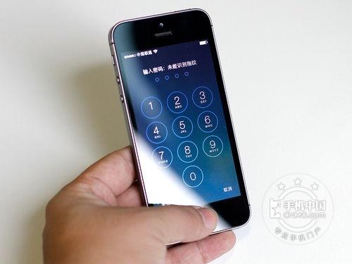 ��Ȼҫ�� ƻ��iPhone 5S��ɳ����2550Ԫ 