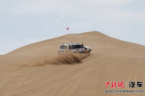 SUV��������Ӱ