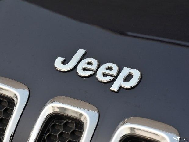 Jeep(����) ���ɹ� 2014�� 2.4L �����