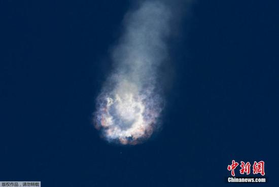 ����̫��̽��������˾(SpaceX)6��28�շ���һö��ӥ9�Ż��ִ�й��ʿռ�վ���˲������񣬻������2�ְ��Ӻ�ͻȻ��ը���壬Я��Լ2500���ﲹ���Ļ���Ҳ��ը�١�����8�����ڣ��ռ�վ���������3��ʧ�ܡ�ԭ���ƻ��Ļ��������½����Ҳδ�ܽ��С�