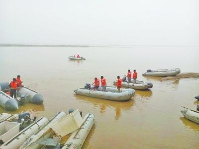 13���к��ƺ���Ϸˮʧ�� ĸ�׺�7��ܾܵ�������