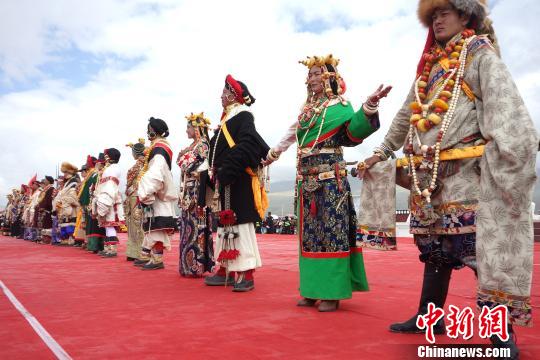 ͼΪ��ԡ��ʽ��չʾ���ش�ͳ���Ρ��������� ��