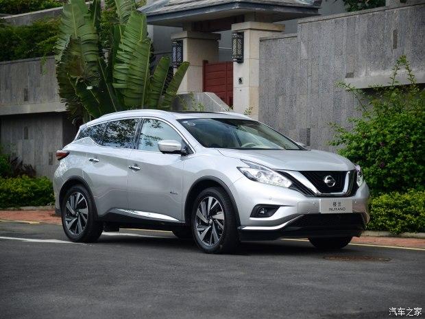 �����ղ� ¥�� 2015�� 2.5T XV �����춯�콢��