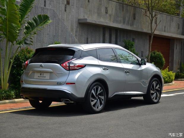 �����ղ� ¥�� 2015�� 2.5T XV �����춯�콢��
