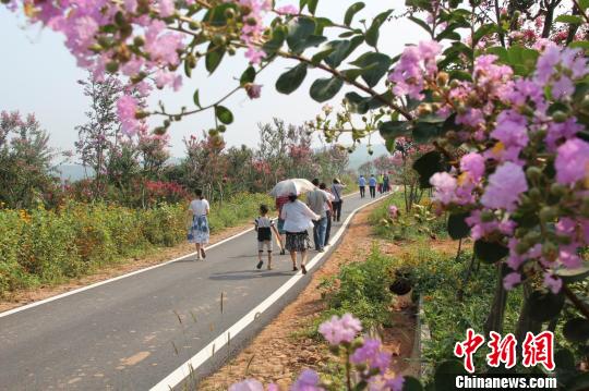 ���Ը��ص��οʹ����ڻ����С������� ��