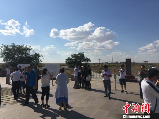 ͼΪ�ڶ������صĹ��ž��㣬�ο������ں�Ӱ ���� ��