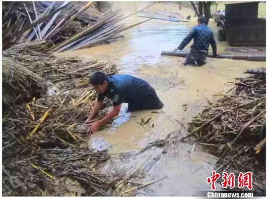 6�µף��½����������ܱ�������ֺ���Ⱥ���ں�ˮ���ռ��������ʡ����½�������ί�������ṩ ��