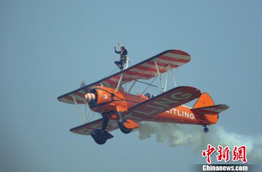 ��Ů�O�ڻ����Ͼ��ն������� ���� ��