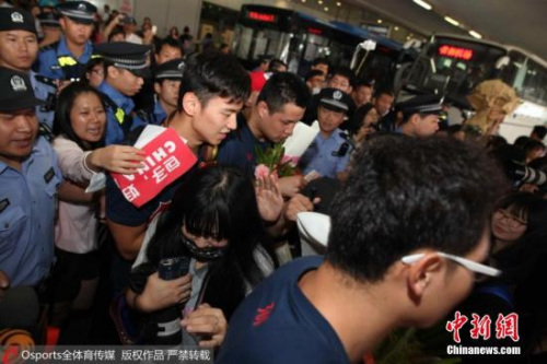 �����α���˿Χ��