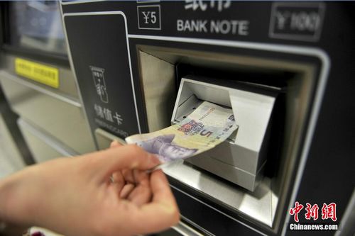 ����ͼ��2014��12��28���賿�����ű�������6���߶��ڡ�7���ߡ�15�������Ρ�14���߶��εĿ�ͨ����Ӫ�������Ĺ����ͨ��Ӫ��̽�����62������ƴﵽ527��������賿5ʱ������������7���ߴ����ڻ���վӭ�����߿�ͨ�ĵ�һλ�˿͡����������� ��˶ ��