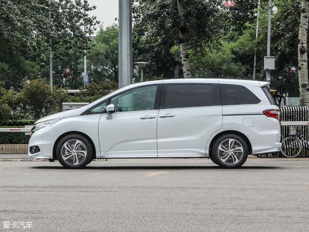 ��������2015��µ���