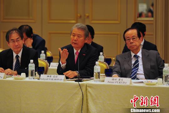 ͼΪ�ձ�ǰ���ร�￵��(ͼ��)���ձ������������ϻ�᳤�Yԭ����(��2)�ȲμӶԻ��������� ��