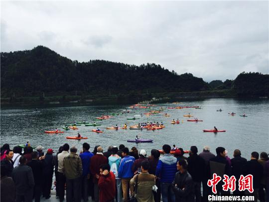 ͼΪ��������Χ������ ���� ��