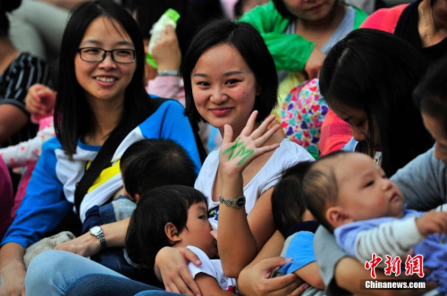 ����ͼ��2015��8��1�գ�50��λ��������������¹㳡�ֳ����С������������� �����緢 ��Ƚ�� �� 