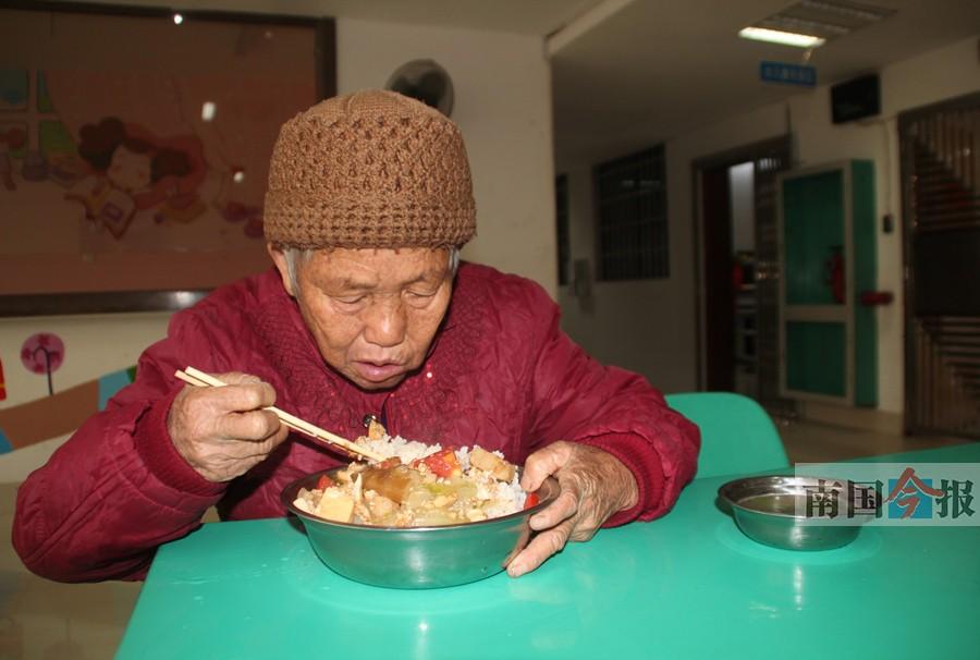 �ϸ���ʱ���������˺���ӱ��� 