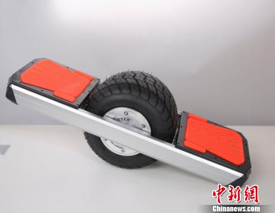 ���ݷ�˼�ع���ó�׹�˾��ƽ�⻬��TROTTER���ƾ� ��