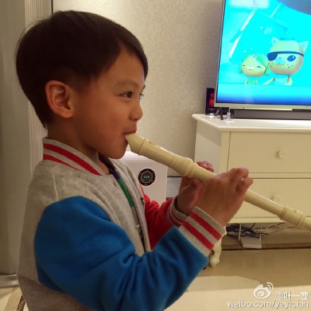 ͼƬ��Դ��Ҷһ��΢��