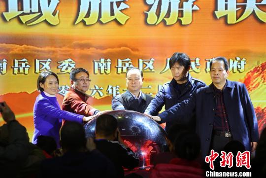 �������˺�����ʽ���������� ��