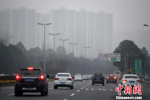 �ɶ�������·�ϵ������������д��У�Զ����¥�������֡������ˡ���