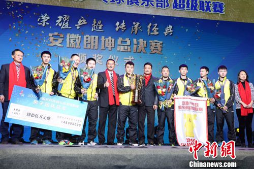 ͼΪ��һ���̶���ܹھ������췽��ͼ