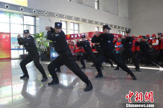 �ؾ����ж��б��ݡ���� ��