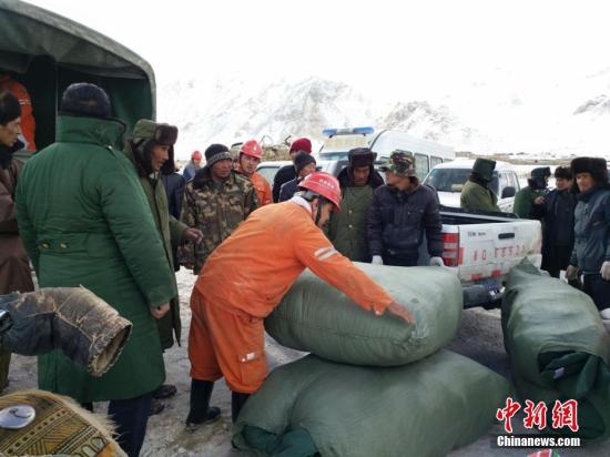 11��27�գ��½������յ�������������Ԯ������ȫ�����֣��ޱ�������ҩƷ�Ⱦ�������½������������侯�Ȱ����������ڴӵ���ķ��������ȳ�������Ʒ������������������ƽ�������ò�������������������5��󼴿�ס���ְ巿�Զȹ������Ķ�������Ϥ��Ŀǰ�����������ѵõ����ư��á�ͼΪ�ޱ�������ҩƷ�Ⱦ�������½����������ŵ��������С�֣С�� ��