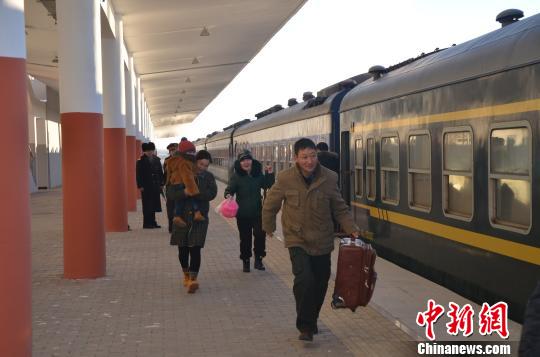 ͼΪ�ÿͽ�վ�����������г�������Ŭ��ͼ ��