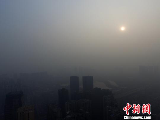 �ɶ����������������У�̫���������֡������� ��