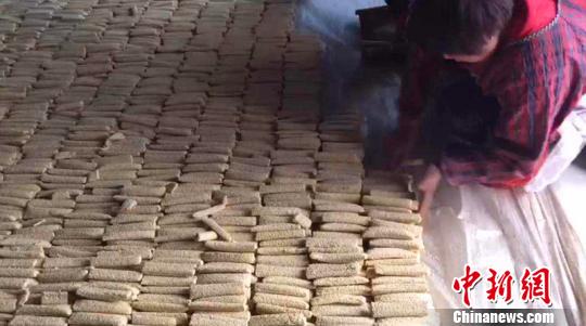 �Ϻ���ʷ�����կ��������ֹ������ǹ�ճ���ô������ǹϵ��������м�������ʷ���������衡��