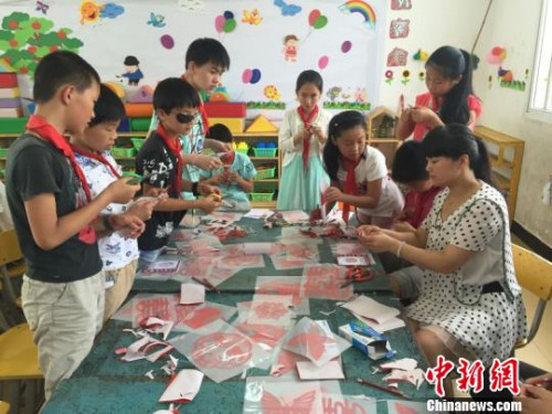 ������רҵ�Ļ��������߽�ƫԶ���Сѧ��Ϊ�����ǽ���������ѧ��(����ͼ) �µ��� ��