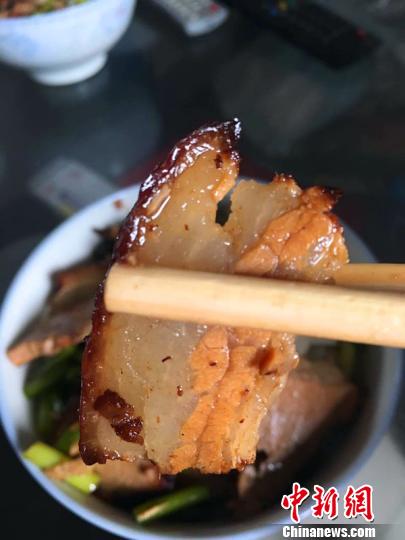 ����һ������⣬��Ƥ��ƣ���ڼ������������㡣�������� ��