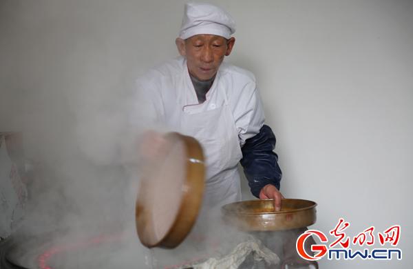 ���������������ж���С����¶࣬�ӱ�������������