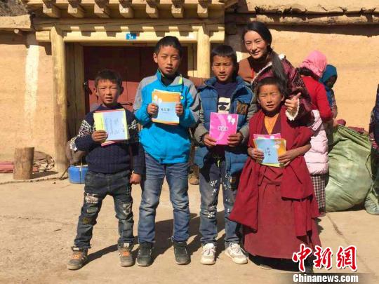 �������쵽���µ�ͯ����ͱ��ӡ�����Ƭ�������Ī��ʦ�ṩ ��