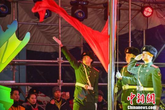 ͼΪ��Ļʽ�ֳ����е���������ʽ�������� ��