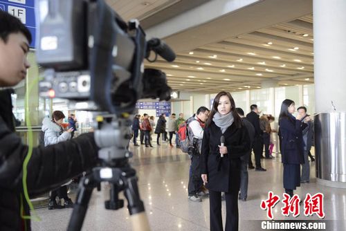 ���������ڵȴ������������� ���� �㡣