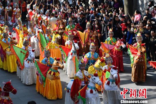 ������ƽϼ��������ӱ��ݡ��������F ��